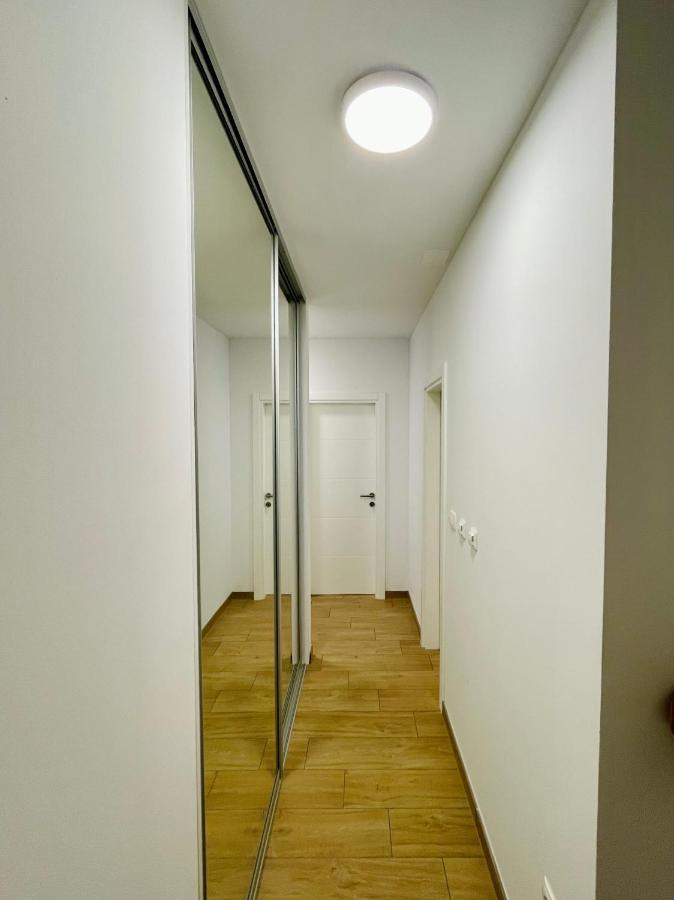 Alida Valli Apartment Kastela Luaran gambar